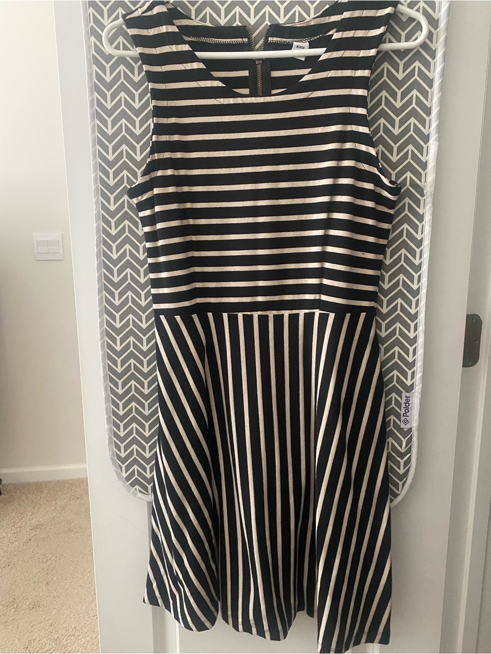 Old Navy Sleeveless Dress Size M